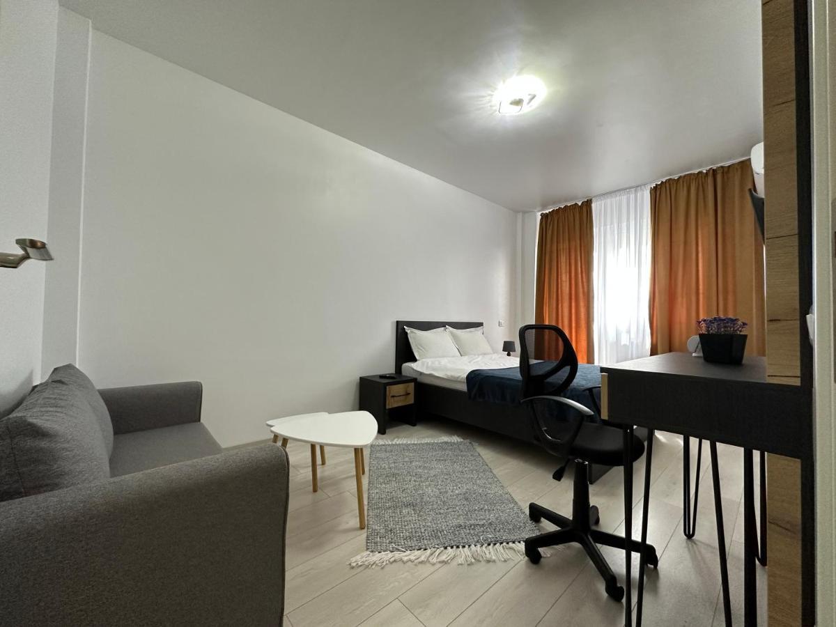 Renting Solutions Studio ヤシ エクステリア 写真