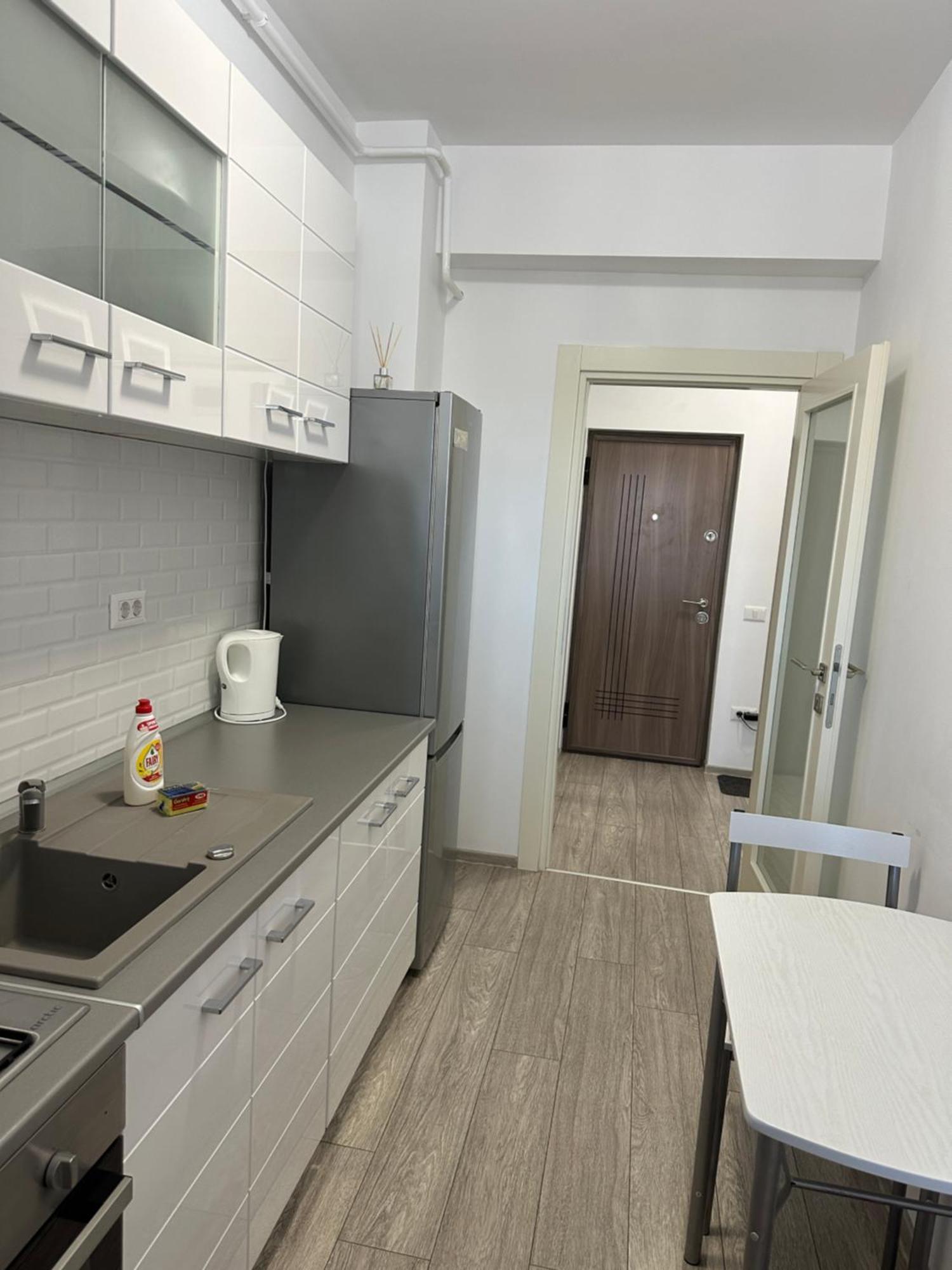 Renting Solutions Studio ヤシ エクステリア 写真